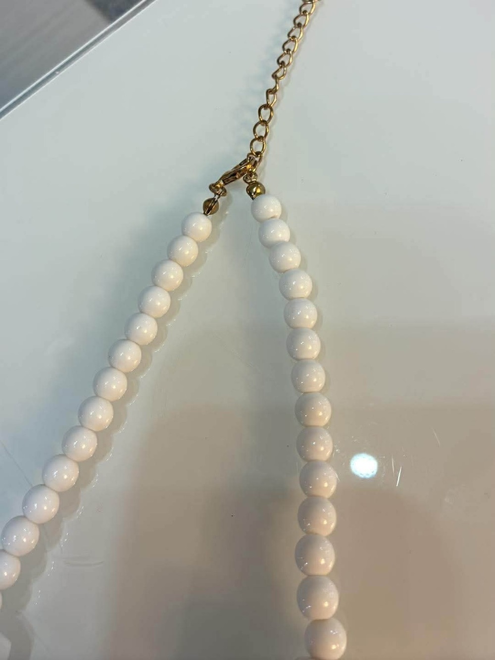 Elegant White Geometric Bead Necklace - Women Jewelry - Picture 4 of 4